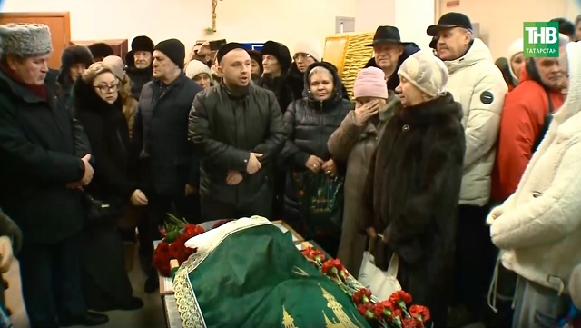 Танылган композитор Азат Хөсәеновны соңгы юлга озату - репортаж