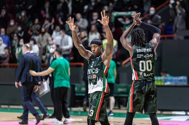 ВИА ГРА оказалась не нужна в Казани. В чем секрет шикарной игры УНИКСа?