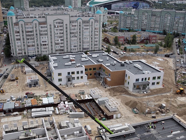 Нацпроект: в Казани строительство детсада по улице Адоратского завершили на 78%