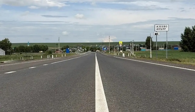 Почти три километра дороги отремонтировали в Новошешминском районе