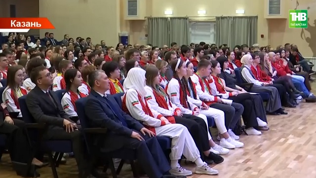 Минниханов чествовал победителей и призеров чемпионатов «Профессионалы» и «Абилимпикс»