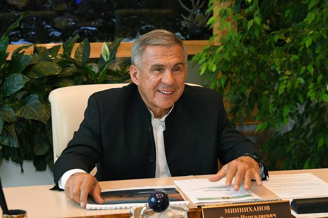 Татарстан Республикасы Рәисе халыкны Россия көне белән котлады