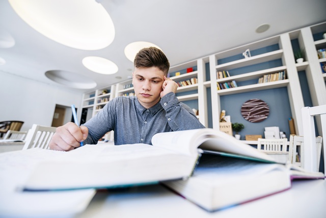 В Минобрнауки анонсировало предметы, которые станут обязательными для всех вузов