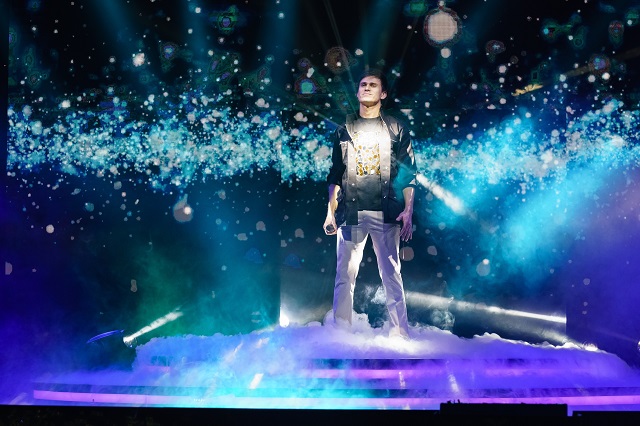 Алтайда Ришат Төхвәтуллинның фотосын ябыгу рекламасында кулланганнар