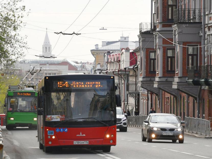 Казанский общественный транспорт оказался не готов к возвращению жителей к работе