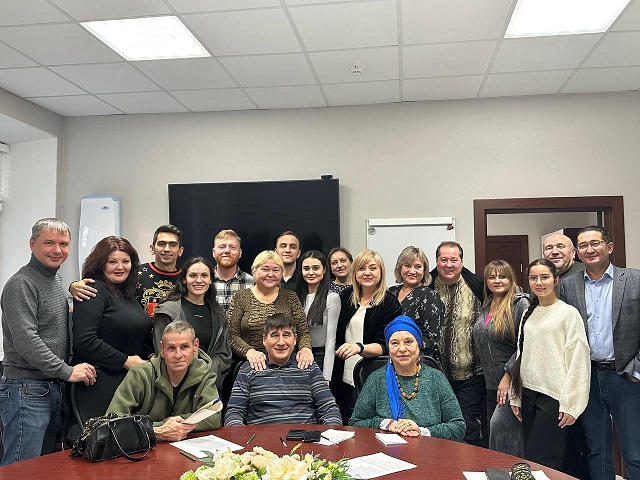 Бүген ТНВда Яңа ел мюзиклы сценариесының беренче укулары узды