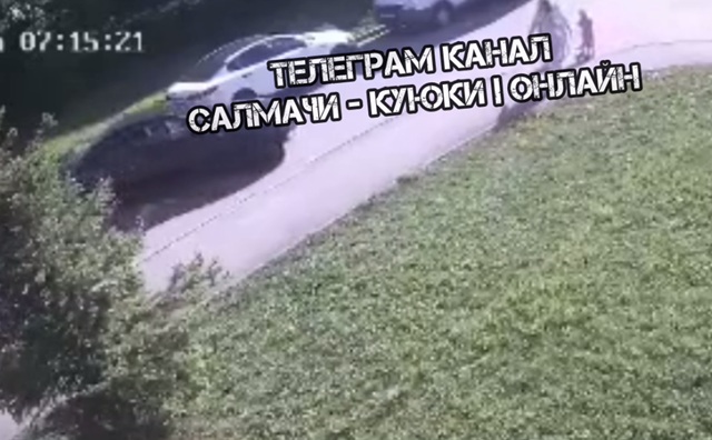 Двоих маленьких детей сбил водитель легковушки в жилом комплексе под Казанью