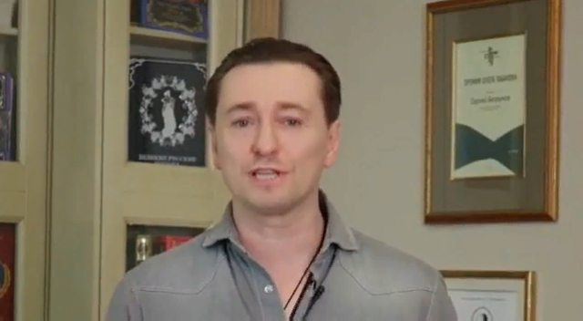 Сергей Безруков принял участие во флешмобе «Мы читаем Тукая»