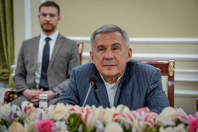 Минниханов принял участие в выставке «ИННОПРОМ. Центральная Азия» в Ташкенте