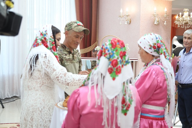 32-летний контрактник из Татарстана женился перед отправкой в зону СВО