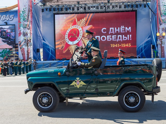 На День Победы в Казани установят сцену, экран и огненные горелки за 64 млн рублей