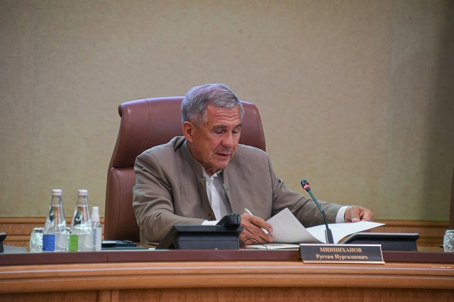 Спасти работу предприятий, их доходы и трудовые коллективы: главные поручения Минниханова 