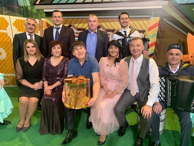 Алабугалылар ТНВ каналының "Кәмит Җәвит" тапшыруында катнаштылар