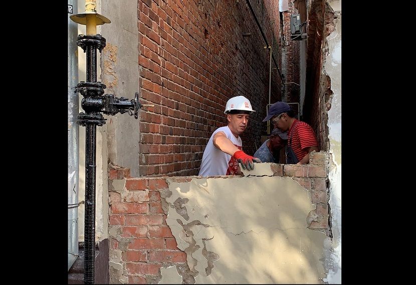 В центре Казани обнаружили замурованный переулок