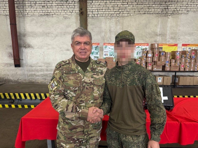 Мэр Набережных Челнов лично доставил 14 тонн помощи бойцам СВО