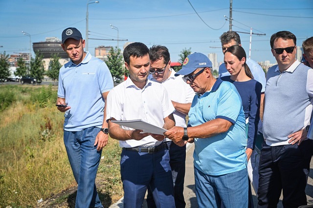 Минниханов поручил благоустроить территорию центра семьи «Казан»