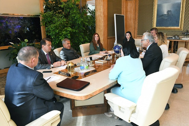 Появились подробности разговора Рустама Минниханова с Эролом Табанджа