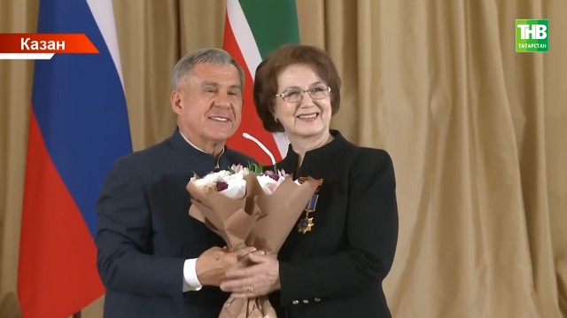 Казанда дәүләт бүләкләре тапшырдылар