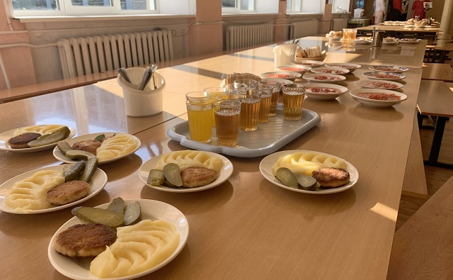 2024 елда Татарстан укучыларына мәктәптә туклану өчен күпме түләргә туры киләчәге билгеле