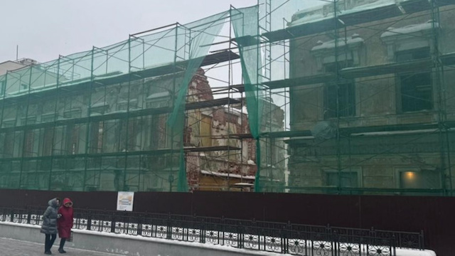 На улице Баумана в Казани реставрируют здания XIX века