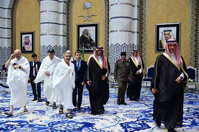 Минниханов совершил обряд Умру в Саудовской Аравии