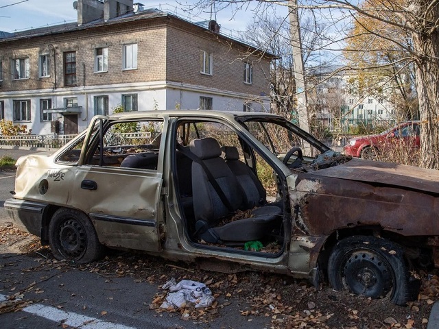 В мэрии Казани раскрыли, куда увозят брошенные машины из города