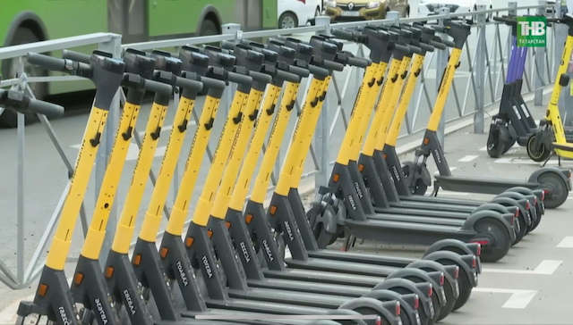 В Татарстане хотят запретить парковки для самокатов в 2025 году