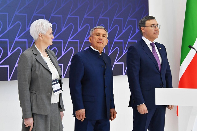 Фальков и Минниханов открыли 19-й венчурный форум в Казани