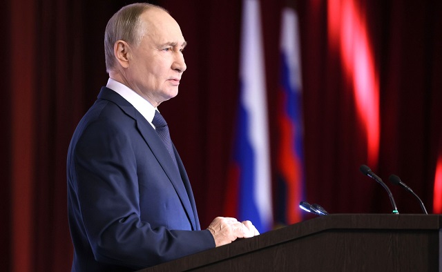 Президент РФ рекомендовал организовать дополнительное медобследование ветеранов ВОВ