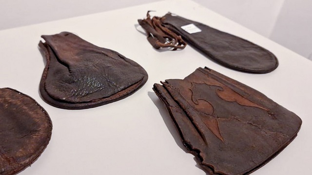 В Свияжске открыли выставку средневекового кожевенного ремесла