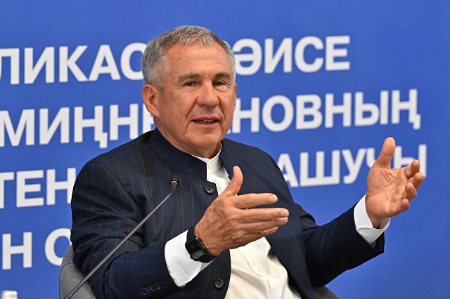 Минниханов опубликовал видео в честь Международного дня защиты детей