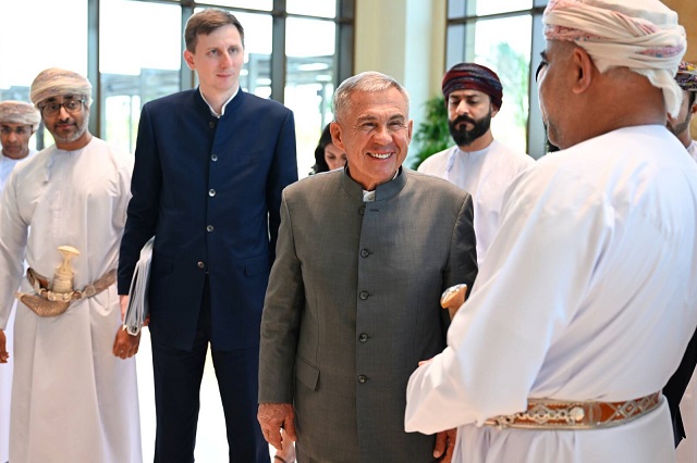 С рабочим визитом в Оман: Минниханов проводит встречи на полях международной выставки