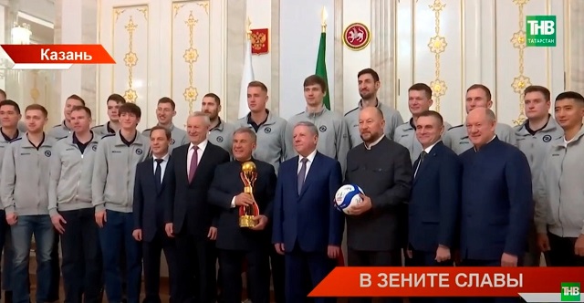 В зените славы: Минниханов чествовал волейболистов казанского «Зенита»