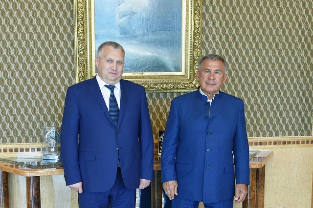 Минниханов обсудил с начальником Горьковской железной дороги вопросы сотрудничества