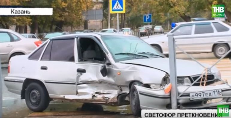 В Казани Great Wall и Daewoo Nexia столкнулись на пересечении улиц Восстания и Бакалейная (ВИДЕО)