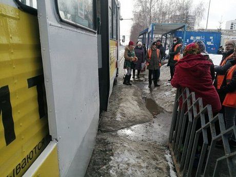 В Челнах трамвай сбил 7-летнего ребенка