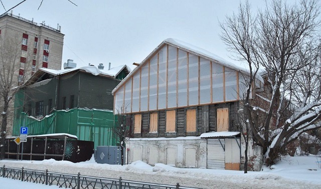 Бекмамбетов добился сноса здания на берегу озера Кабан в Казани