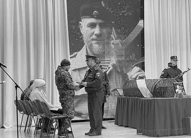 В Татарстане простились с погибшим в СВО 50-летним Айратом Асгатзяновым