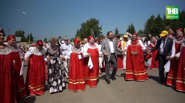 Хоровод, кузница и каменная мельница: в Татарстане прошел фестиваль «Каравон»