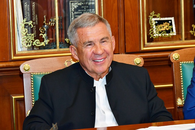 Минниханов и ректор Казахского национального университета обсудили сотрудничество