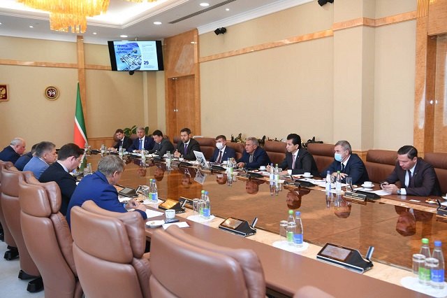 Минниханов обсудил с Шишкаревым вопросы потенциального взаимодействия