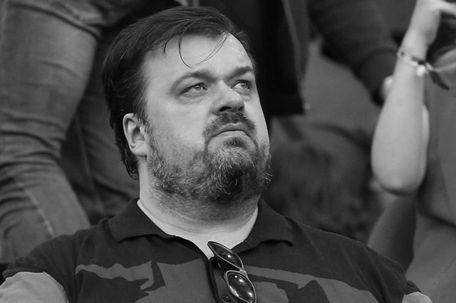 Спортивный журналист и комментатор Василий Уткин скончался в возрасте 52 лет