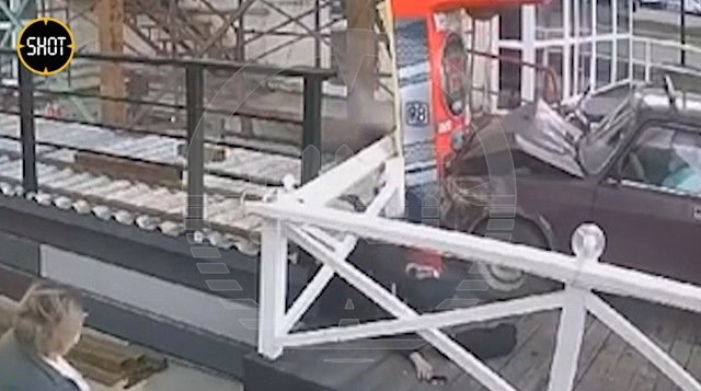 Автоледи на «семерке» впечатала в силомер баскетболистку в Башкортостане - видео