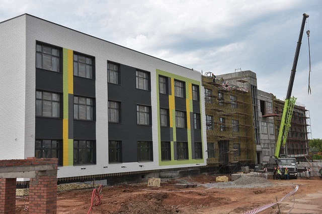 Гимназию №57 с кинозалом планируют открыть к новому учебному году в Набережных Челнах