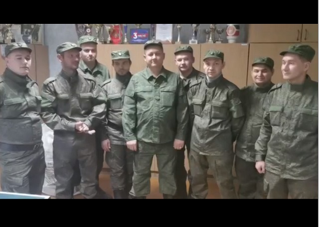 «Спим на кроватях»: Резервисты из Нижнекамска передали привет землякам – видео