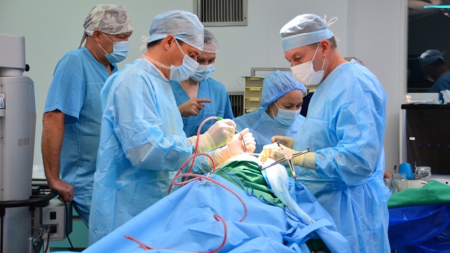 В Татарстане врачи осваивают новый способ лечения опухолей головного мозга