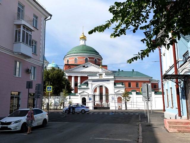 В центре Казани из-за крестного хода ограничат движение и стоянку автомобилей
