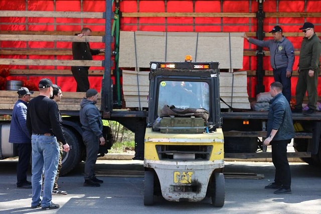 Для мирных жителей и бойцов: Рыбно-Слободской район отправил в Рубежное 20 тонн гумпомощи