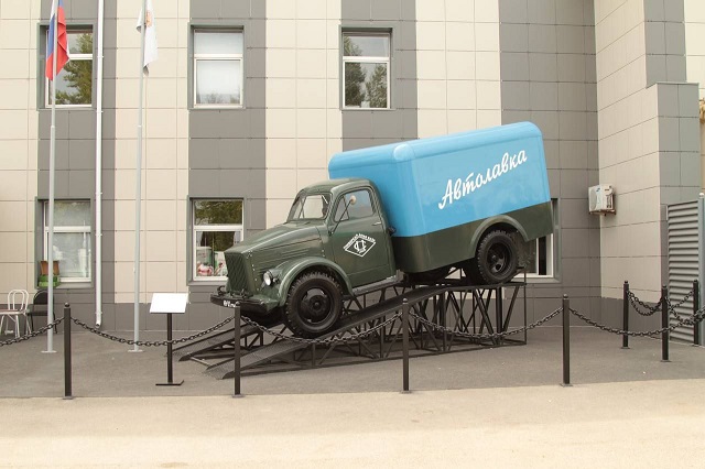 Рустам Минниханов рассказал об открытии монумента «Автолавка» в Казани