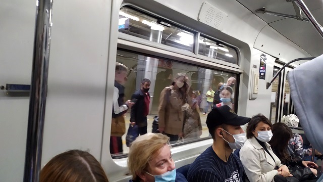 Роспотребнадзор не исключил возобновление масочного режима в Татарстане осенью